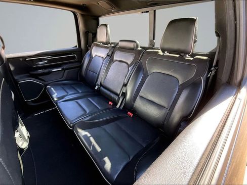 Used 2019 RAM 1500 Laramie image 24