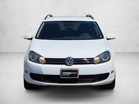 Used 2013 Volkswagen Jetta SE FWD image 2