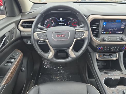 Used 2020 GMC Acadia Denali w/ Technology Package image 13
