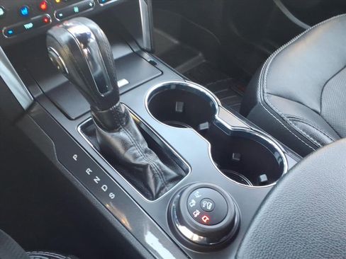 Used 2018 Ford Explorer Limited w/ Equipment Group 301A image 30