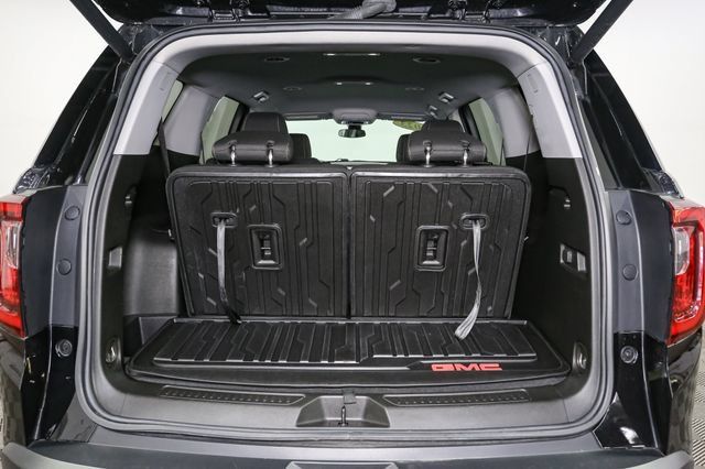 Used 2023 GMC Acadia SLE w/ Driver Convenience Package AWD/4WD image 11