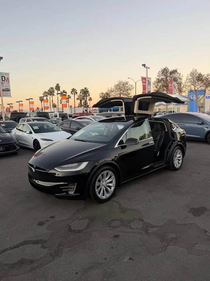 Used 2017 Tesla Model X P100D AWD/4WD image 6