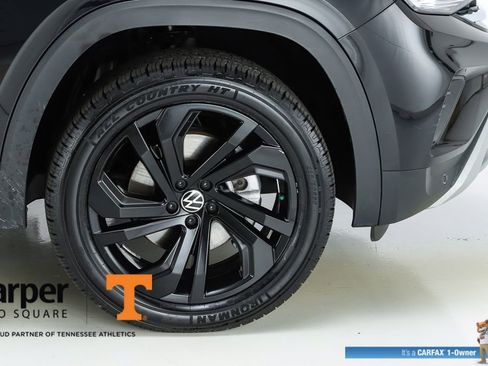 Used 2022 Volkswagen Atlas SE w/ Panoramic Sunroof Package image 14