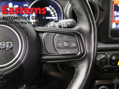 Used 2023 Jeep Wrangler Unlimited w/ Dual Top Group AWD/4WD image 16