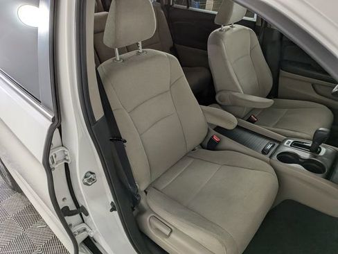 Used 2019 Honda Pilot EX image 30