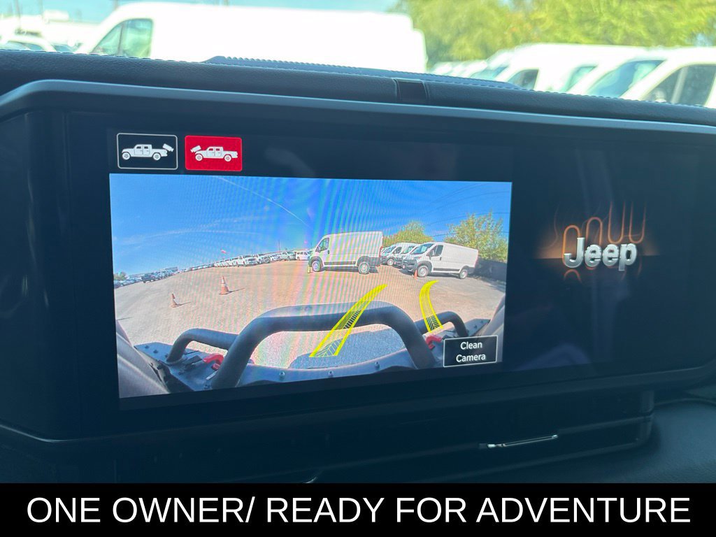 Used 2024 Jeep Gladiator Rubicon AWD/4WD image 31