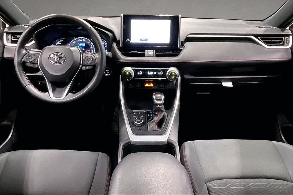 Used 2023 Toyota RAV4 SE w/ Weather & Moonroof Package AWD/4WD image 8