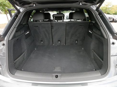 Used 2022 Audi Q5 2.0T Premium Plus image 18