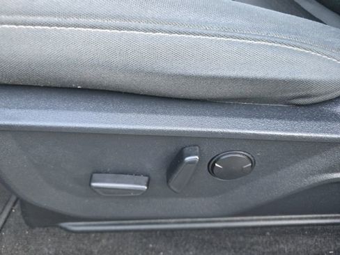 Used 2022 Ford F150 XLT w/ Equipment Group 302A High image 10