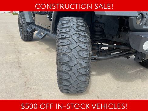 Used 2017 Jeep Wrangler Unlimited Sport w/ Quick Order Package 24S AWD/4WD image 17