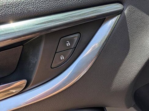 Used 2018 Buick Enclave Essence w/ Trailering Package FWD image 30