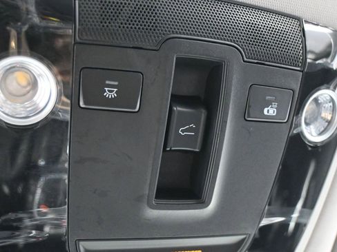 Used 2025 Kia Seltos EX w/ EX Sunroof Package image 25