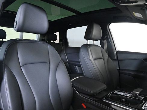Certified 2025 Audi Q7 3.0T Premium Plus w/ Premium Plus Package image 16