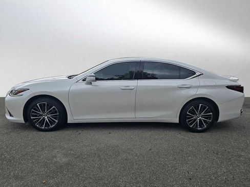 Used 2025 Lexus ES 300h w/ Premium Package image 6