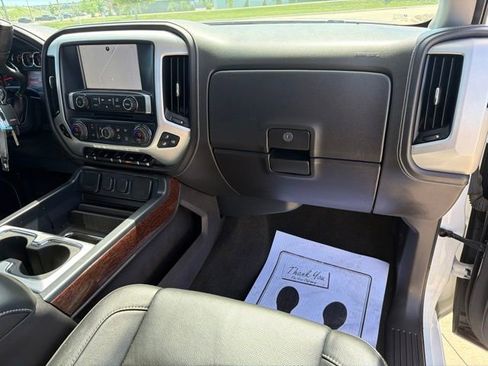 Used 2015 GMC Sierra 1500 SLT w/ SLT Preferred Package AWD/4WD image 29