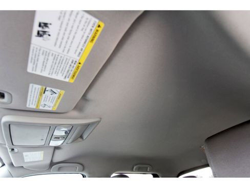 Used 2022 Nissan Frontier SV image 30