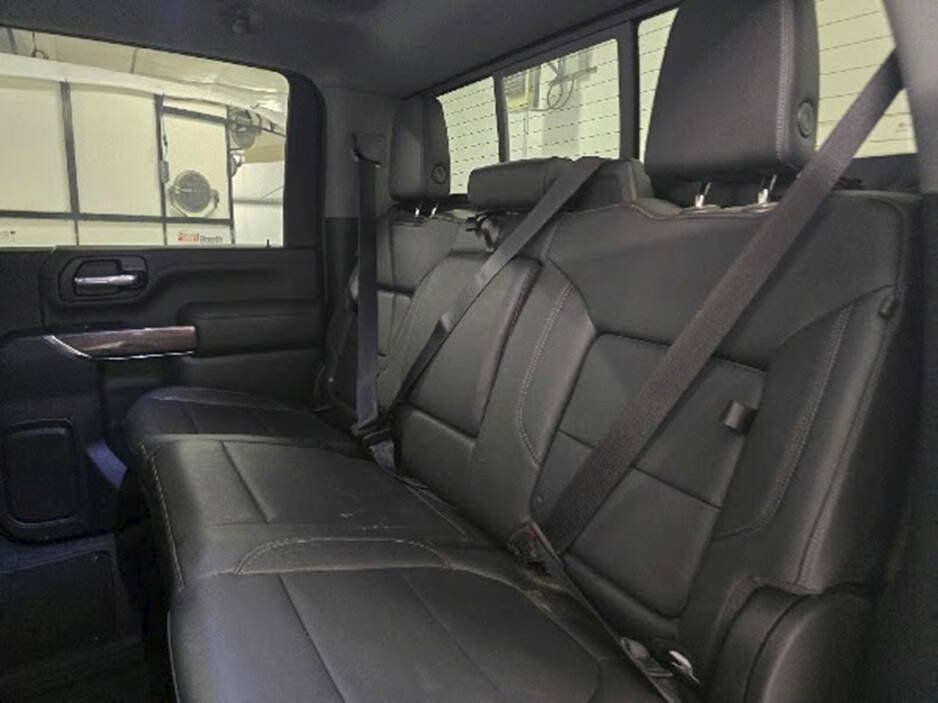 Used 2022 Chevrolet Silverado 2500 LTZ w/ LTZ Plus Package AWD/4WD image 18