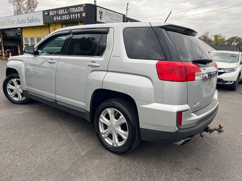 Used 2017 GMC Terrain SLE FWD image 9