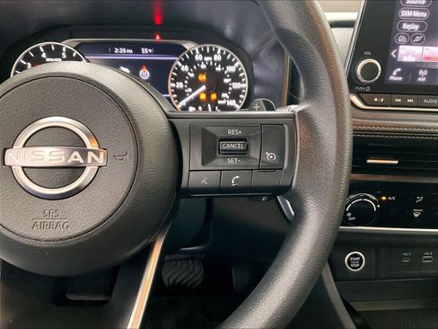 Used 2023 Nissan Rogue S image 23