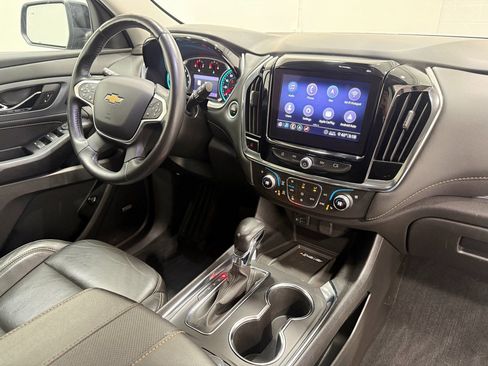Used 2021 Chevrolet Traverse Premier w/ Redline Edition image 28