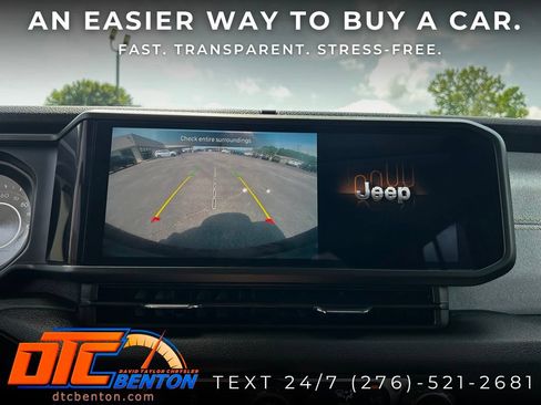 Used 2025 Jeep Wrangler Unlimited Sport AWD/4WD image 22