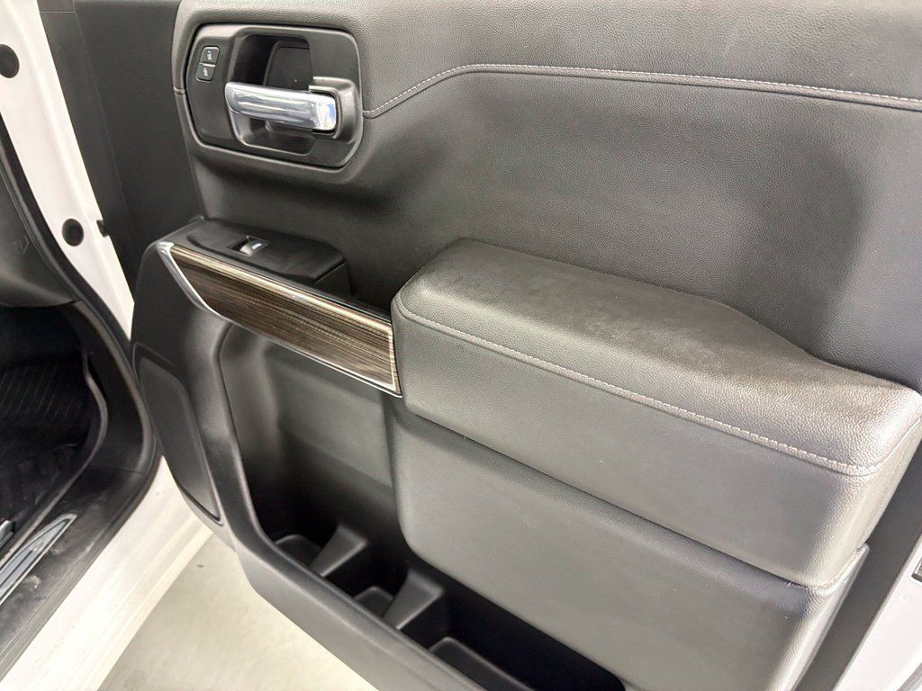 Certified 2022 Chevrolet Silverado 1500 RST AWD/4WD image 46