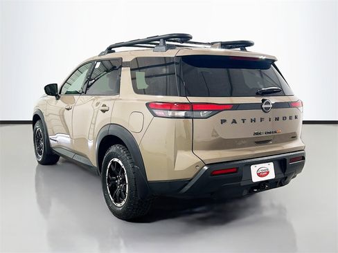 Used 2024 Nissan Pathfinder Rock Creek image 6