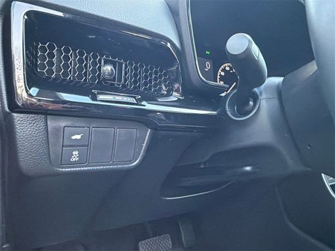 Used 2025 Honda CR-V EX-L image 34