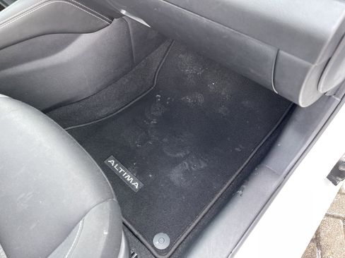 Used 2023 Nissan Altima 2.5 SV image 32