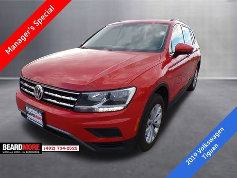Used 2019 Volkswagen Tiguan SE image 1