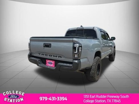 Used 2021 Toyota Tacoma SR5 RWD image 6