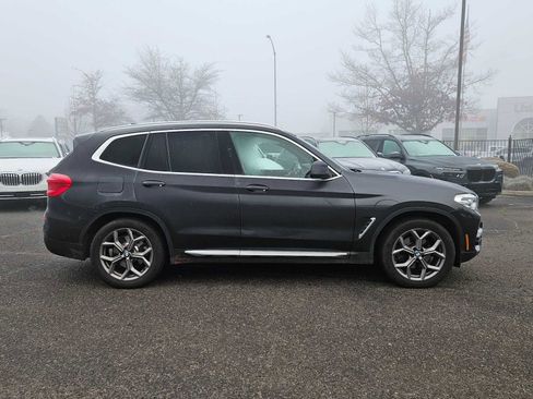 Used 2021 BMW X3 xDrive30i w/ Premium Package image 2