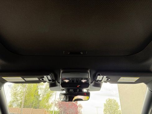 Used 2026 Subaru Outback Wilderness AWD/4WD image 19