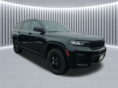 New 2025 Jeep Grand Cherokee L Laredo