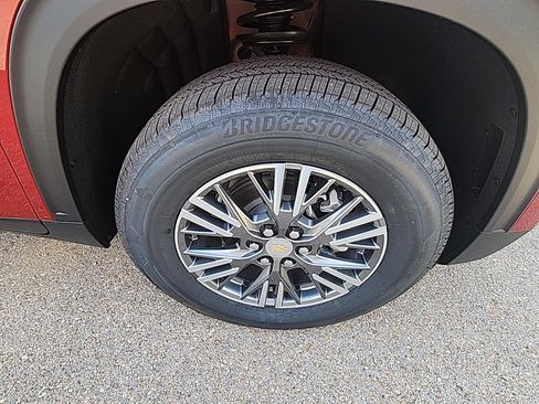 New 2026 Chevrolet Traverse LT w/ Driver Confidence Package image 10