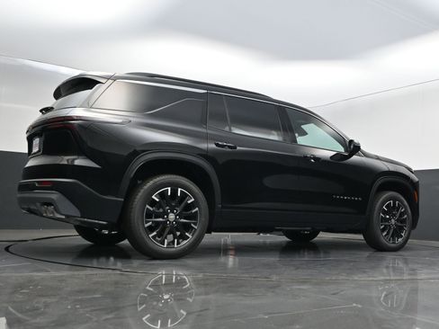 New 2026 Chevrolet Traverse LT w/ Sun and Wheel Package FWD image 46