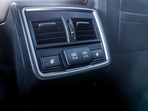 Used 2022 Subaru Forester Touring image 40