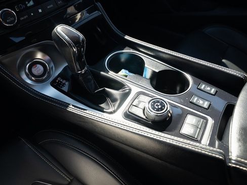 Used 2023 Nissan Maxima SV w/ Floor Mat Group image 17