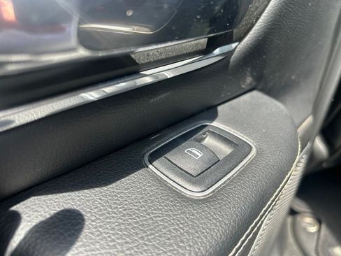 Used 2022 RAM 1500 Laramie w/ Sport Appearance Package AWD/4WD image 24