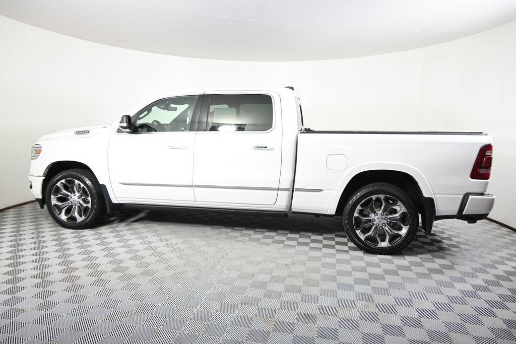 Used 2022 RAM 1500 Limited w/ Body-Colour Bumper Group AWD/4WD image 3