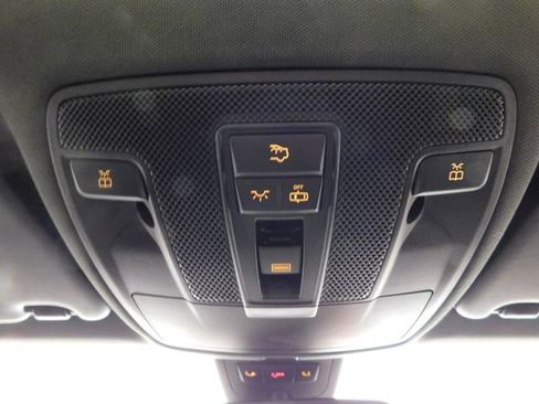 Used 2019 Mercedes-Benz CLA 250 4MATIC w/ Premium Package image 20