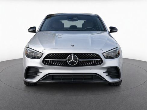 Used 2021 Mercedes-Benz E 450 4MATIC Sedan image 5