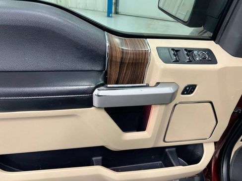 Used 2017 Ford F150 Lariat AWD/4WD image 21