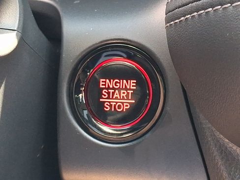Used 2025 Honda HR-V EX-L image 23