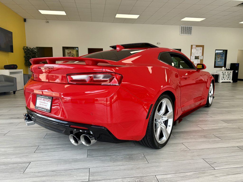 Used 2016 Chevrolet Camaro SS RWD image 6