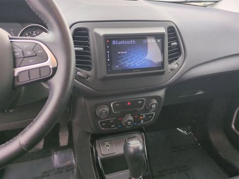 Certified 2019 Jeep Compass Altitude image 27