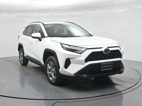 Used 2024 Toyota RAV4 LE image 52