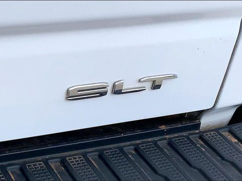 Used 2019 GMC Sierra 1500 SLT w/ SLT Convenience Package AWD/4WD image 30