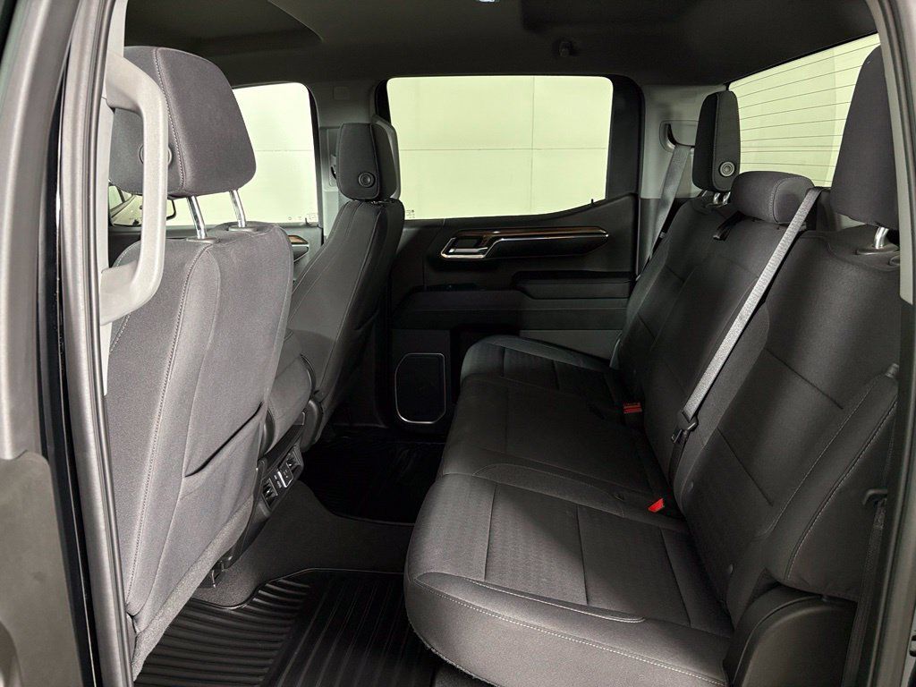 Certified 2023 Chevrolet Silverado 1500 LT AWD/4WD image 38