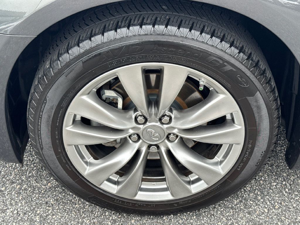 Used 2012 INFINITI M37 w/ Premium Pkg RWD image 11